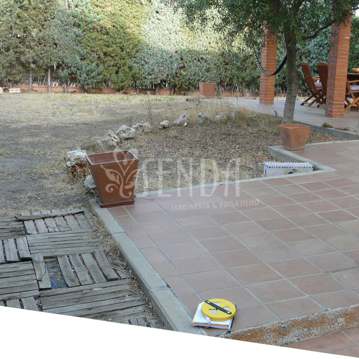 Jardineria chalet Villanueva