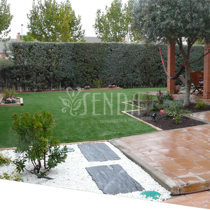 Jardineria chalet Villanueva