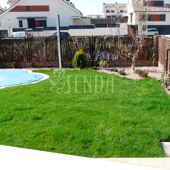 Jardineria chalet Villanueva